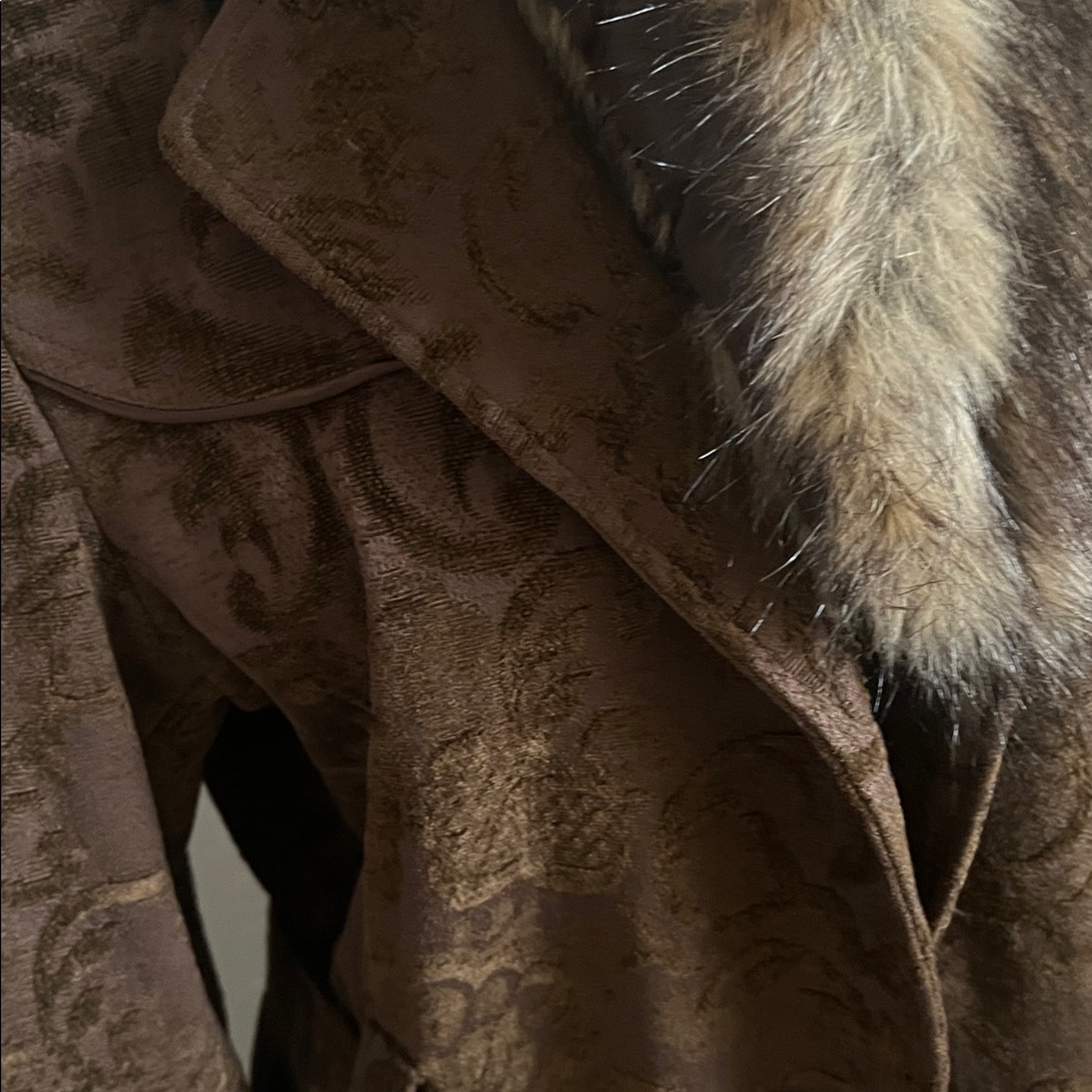 Giacca Chocolate Brown Coat with Faux Fur - Picture 2 of 6